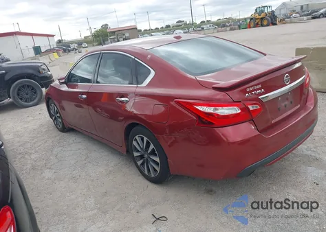2017 Nissan Altima 2.5 Sv z USA, uszkodzony, nr VIN 1N4AL3AP2HC128054